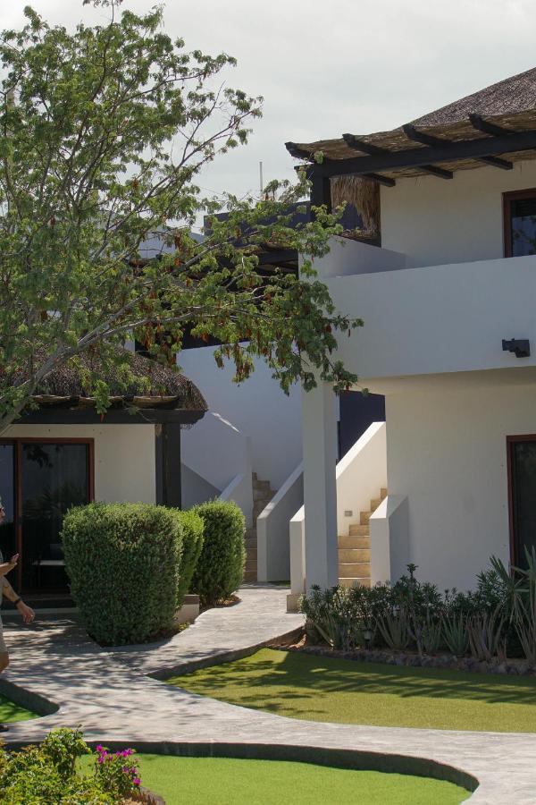 Vista La Ribera Hotel Exterior photo