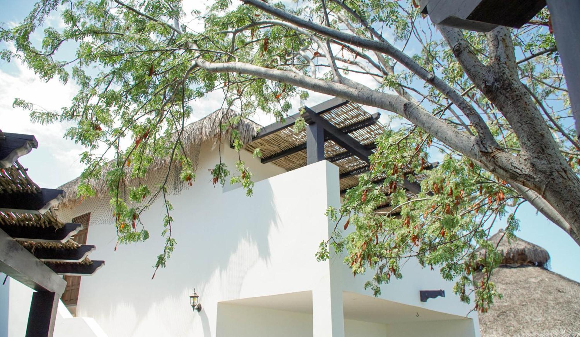 Vista La Ribera Hotel Exterior photo